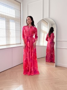 Sukienka KOSZULOVA maxi różowa w duże róże